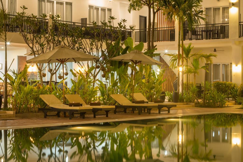 Hotel Crown Angkor &