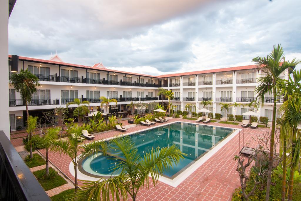 Crown Angkor &