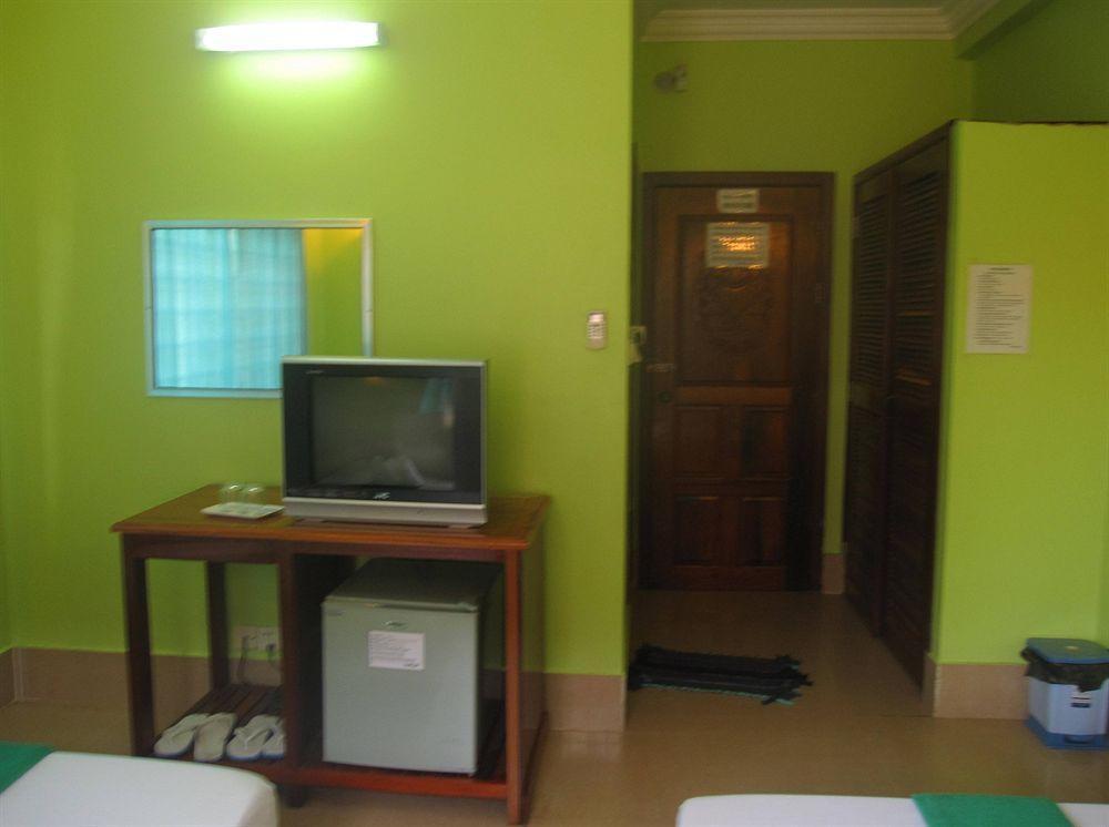 Ta Som & Tour Services 2* Siem Reap