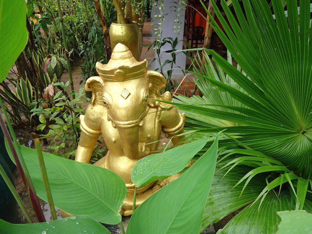 Hotel Jasmine Garden