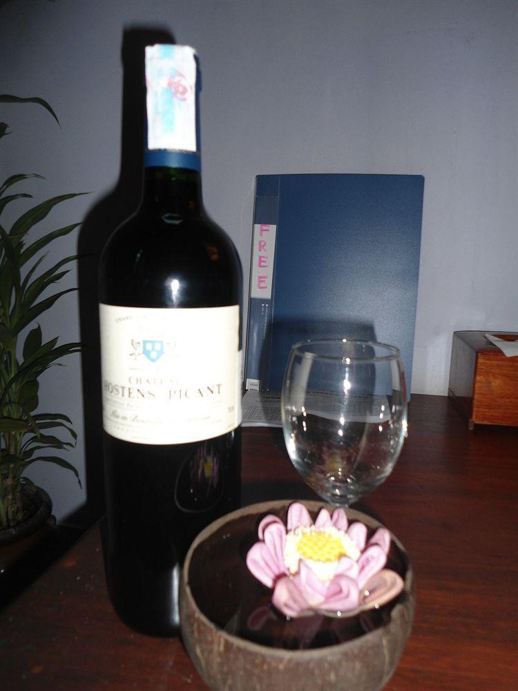 Jasmine Garden 2*