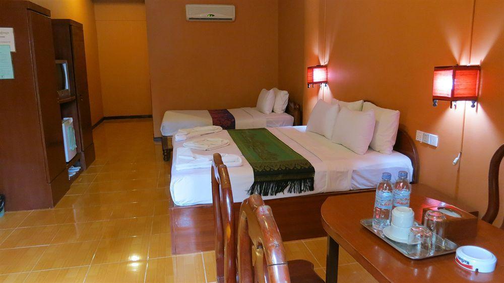 Neak Pean - Wooden House 3*