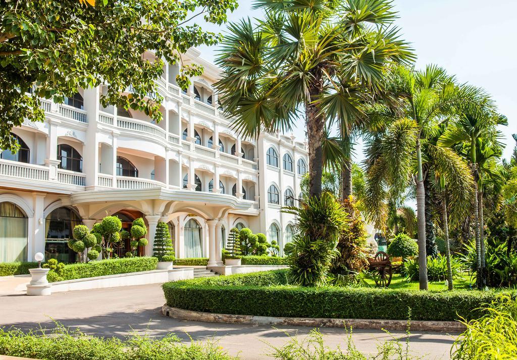 Khách sạn Preah Khan 4*