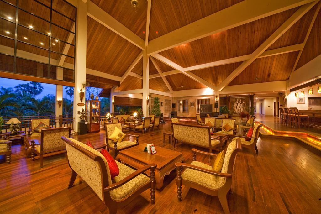 Palace & 5* Siem Reap