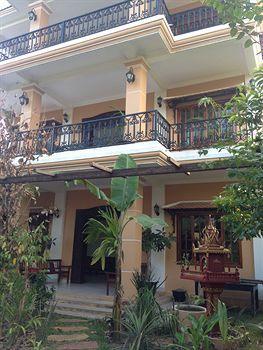 Rose Apple Bed & Breakfast