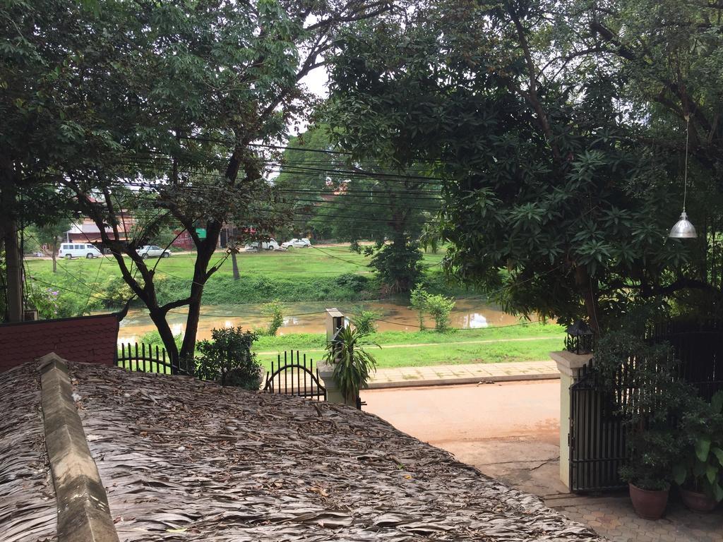 Bed & Breakfast River Village Manor Siem Reap