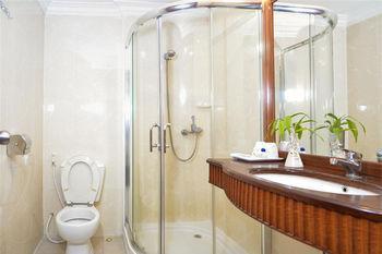 Hotel Champey 3*