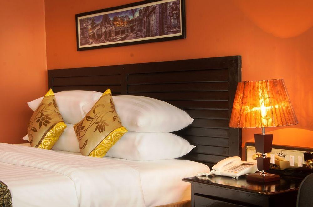 Crown Angkor & 4* Siem Reap