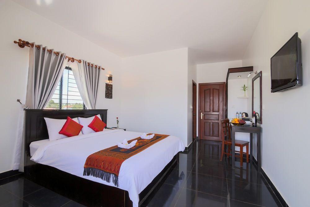 Md Boutique Hotel 3*