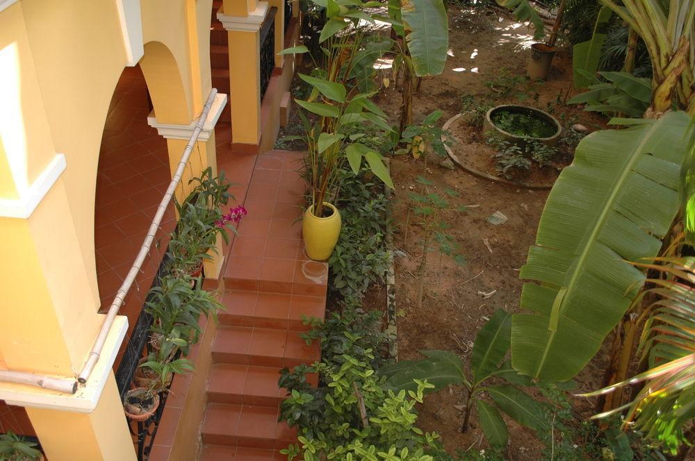 Robam Hotel 3*