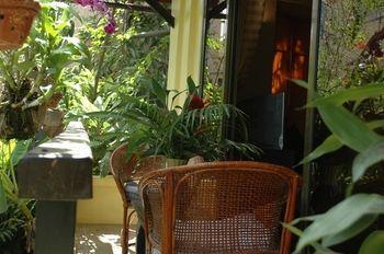 Robam Hotel 3*