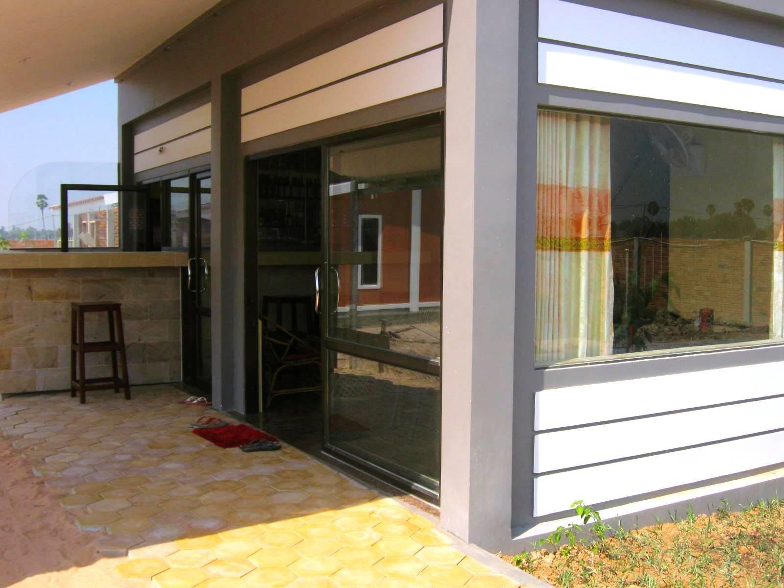 Sun Boutique & Restaurant *