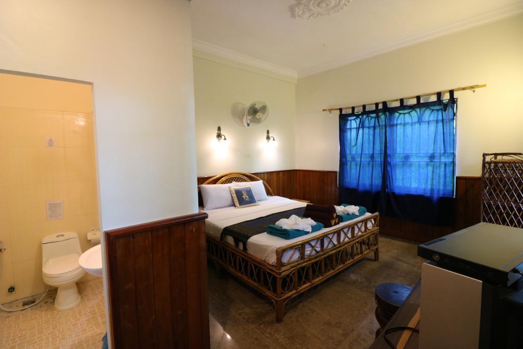 Firefly - The Berlin Angkor Siem Reap