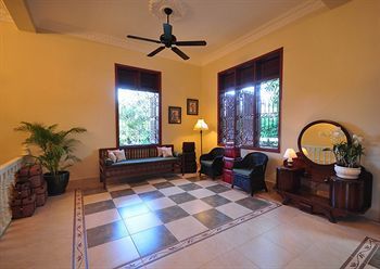 La Coloniale Siem Reap