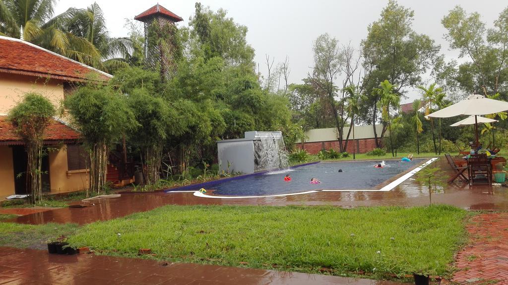 Golden Premier Hotel 3*