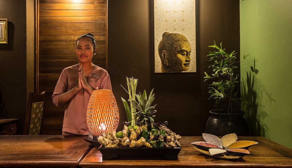 Hotel Angkor &