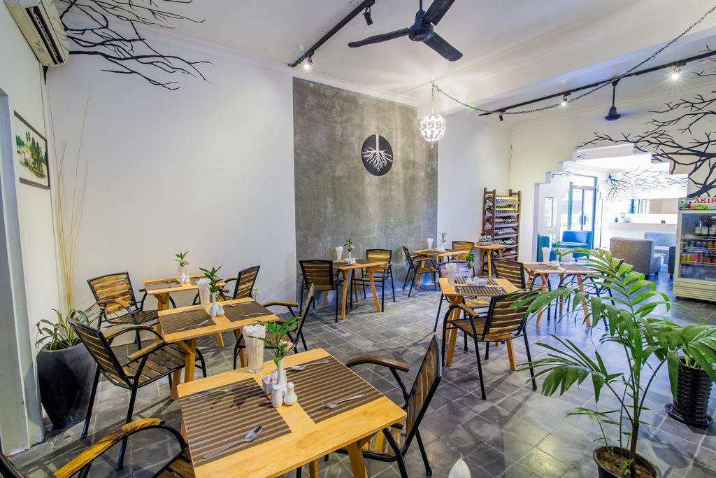 Ashia & Lounge Khách sạn 3*