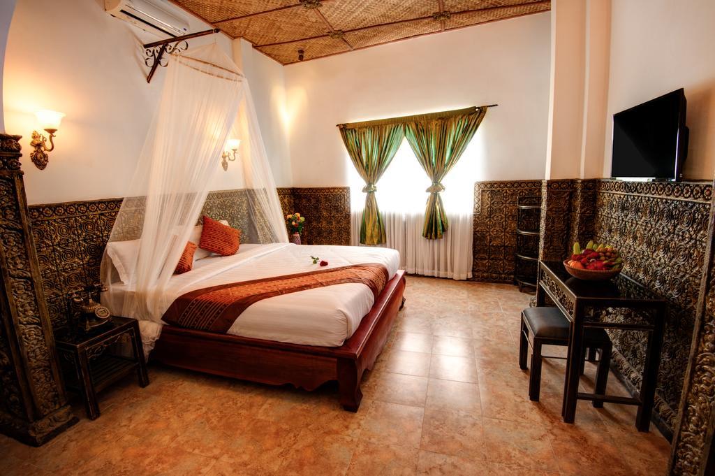 Bopha Boutique 4*