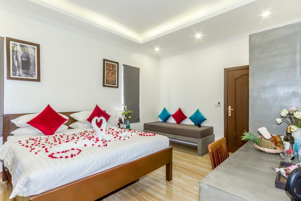 Ravel Boutique Hotel 4*
