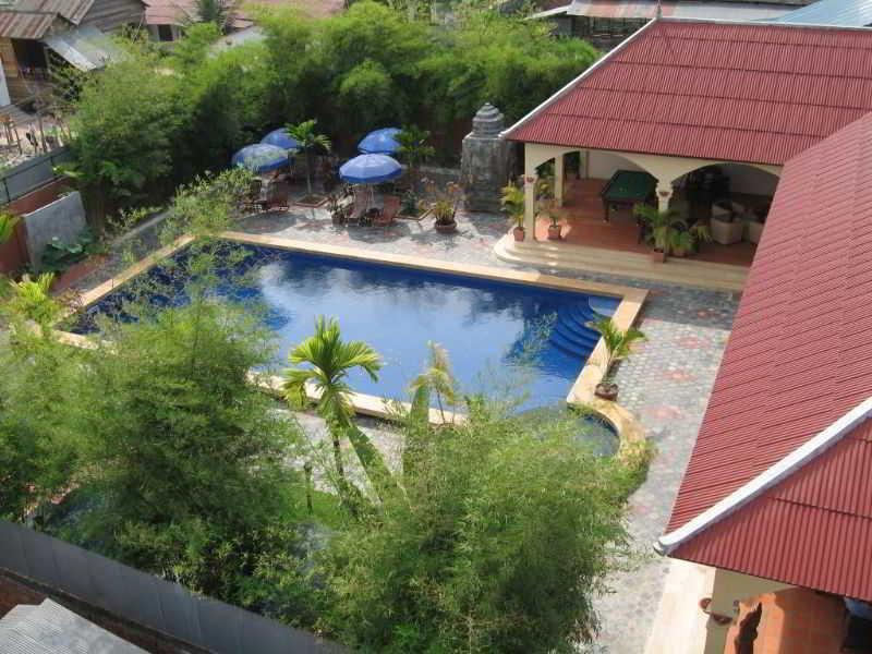Hotel Lotus