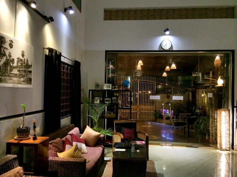 The Cashew Nut Guest house 3*
