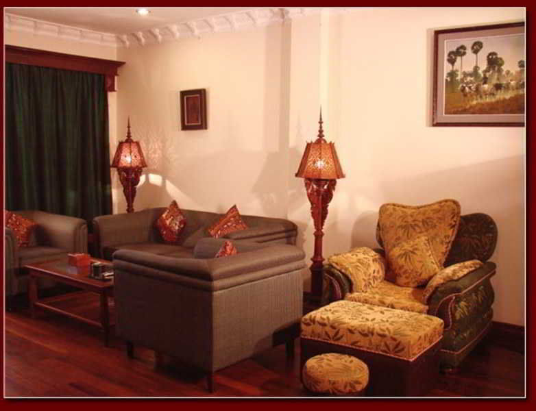 Apsara Angkor & Conference 4*