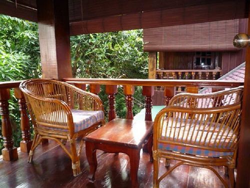 Neak Pean - Wooden House