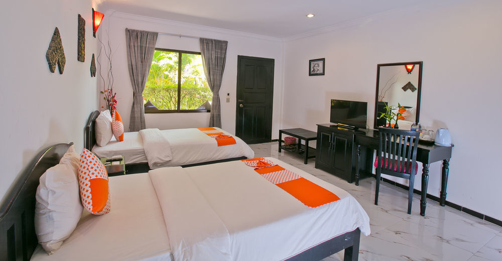 Boutique Angkor Hotel 3*