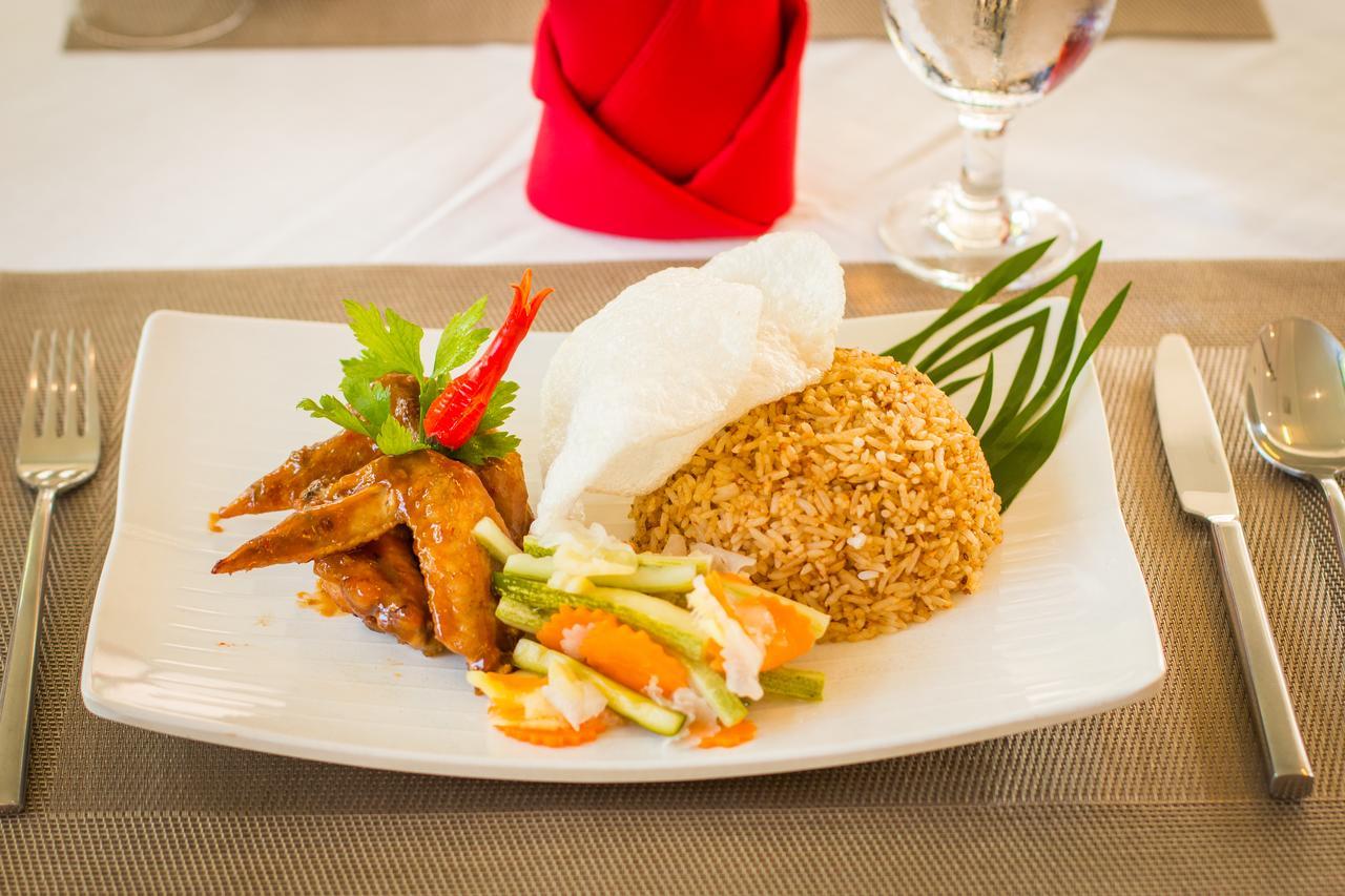 Lok Taneuy Hotel 4*