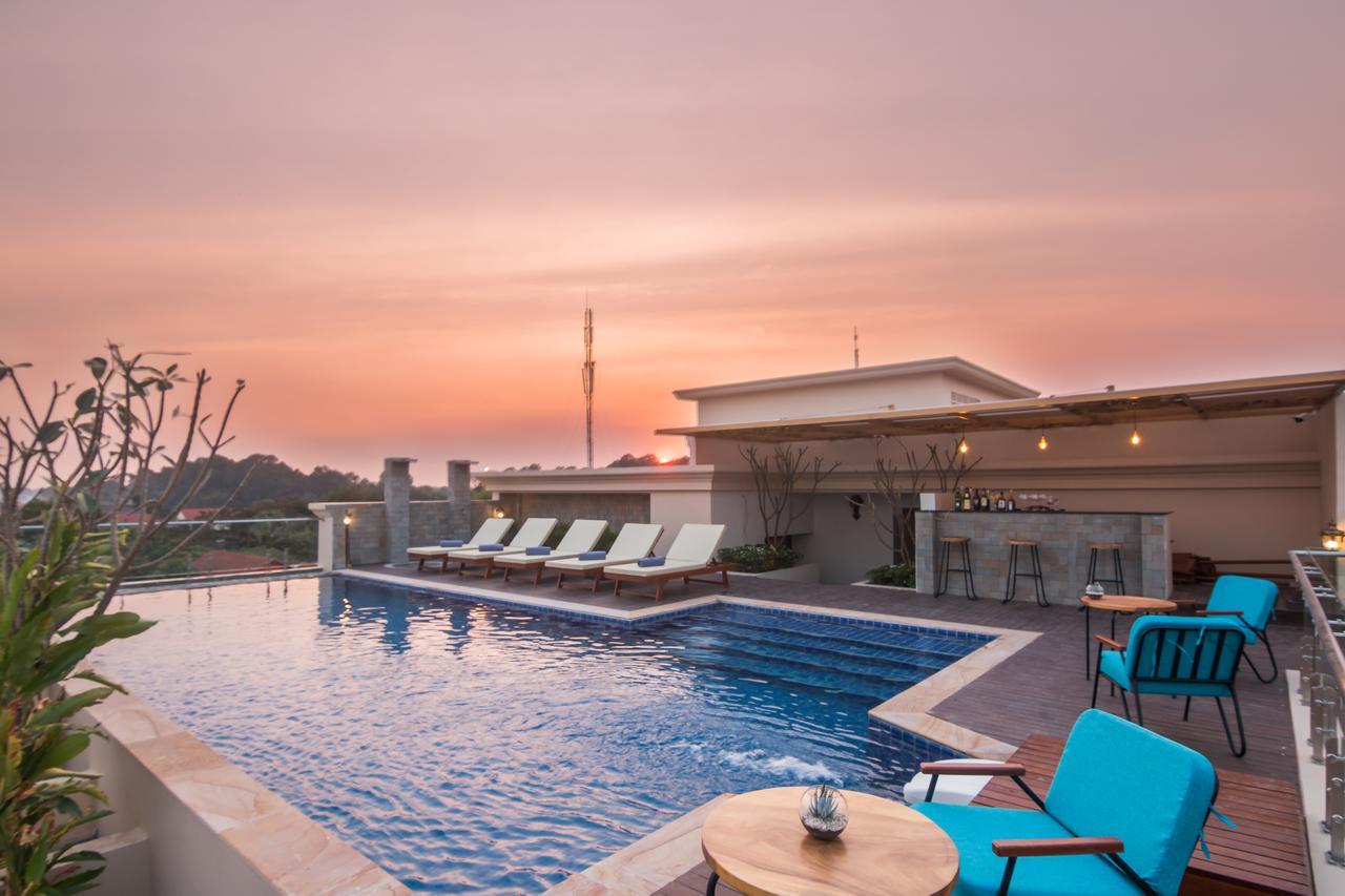 Anachak Angkor 4*