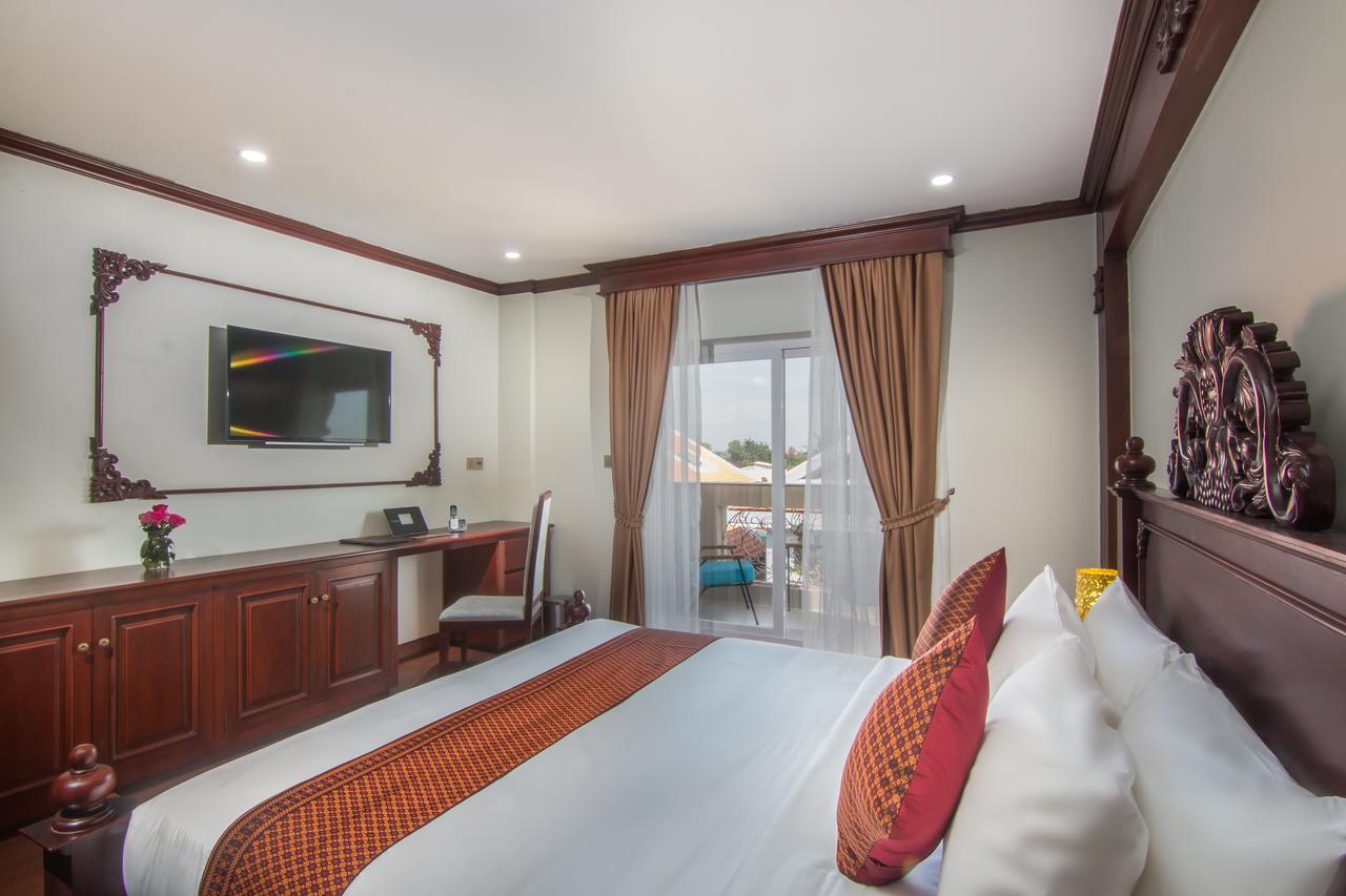 Anachak Angkor 4*