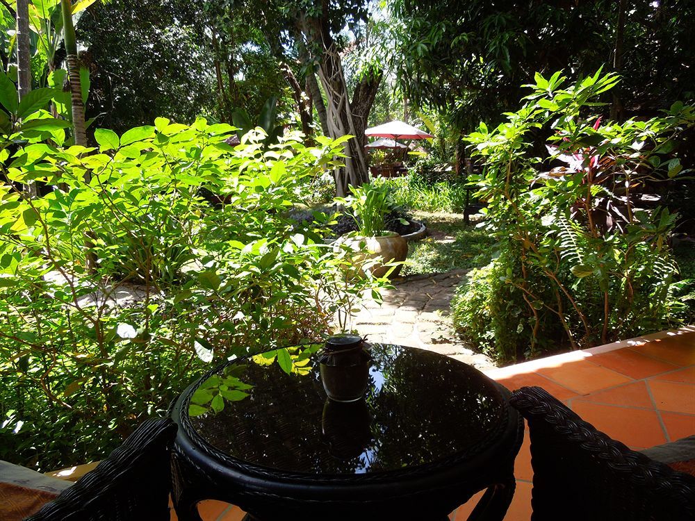 Khách sạn The Rivergarden 3*