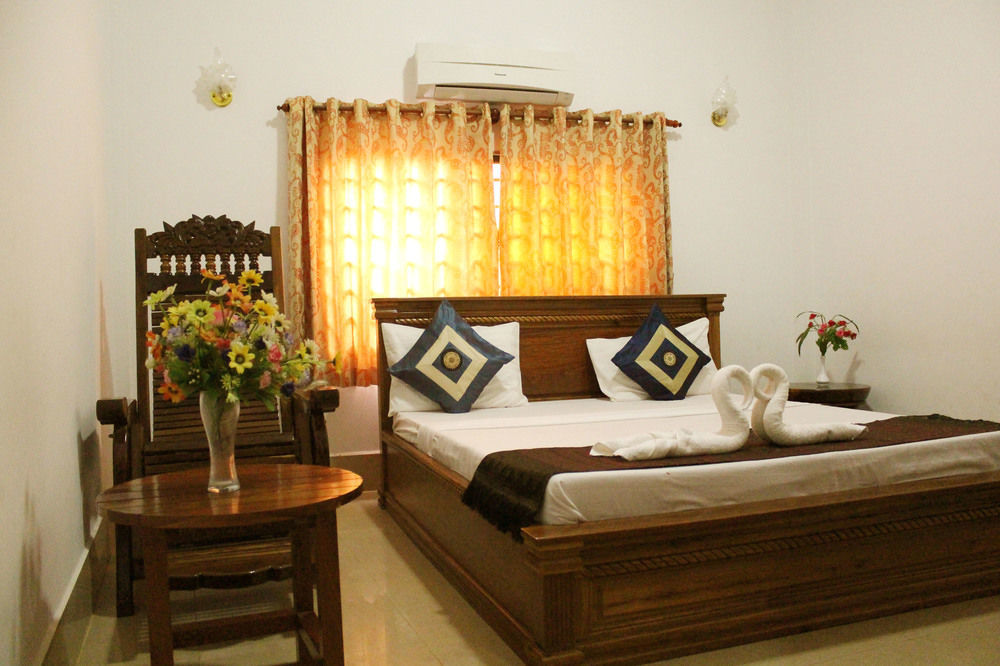 Tom & Jerry 2* Siem Reap