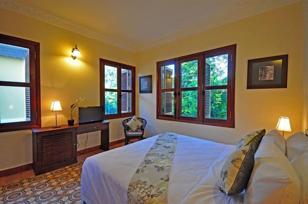 Khách sạn Hanumanalaya Colonial House 3*