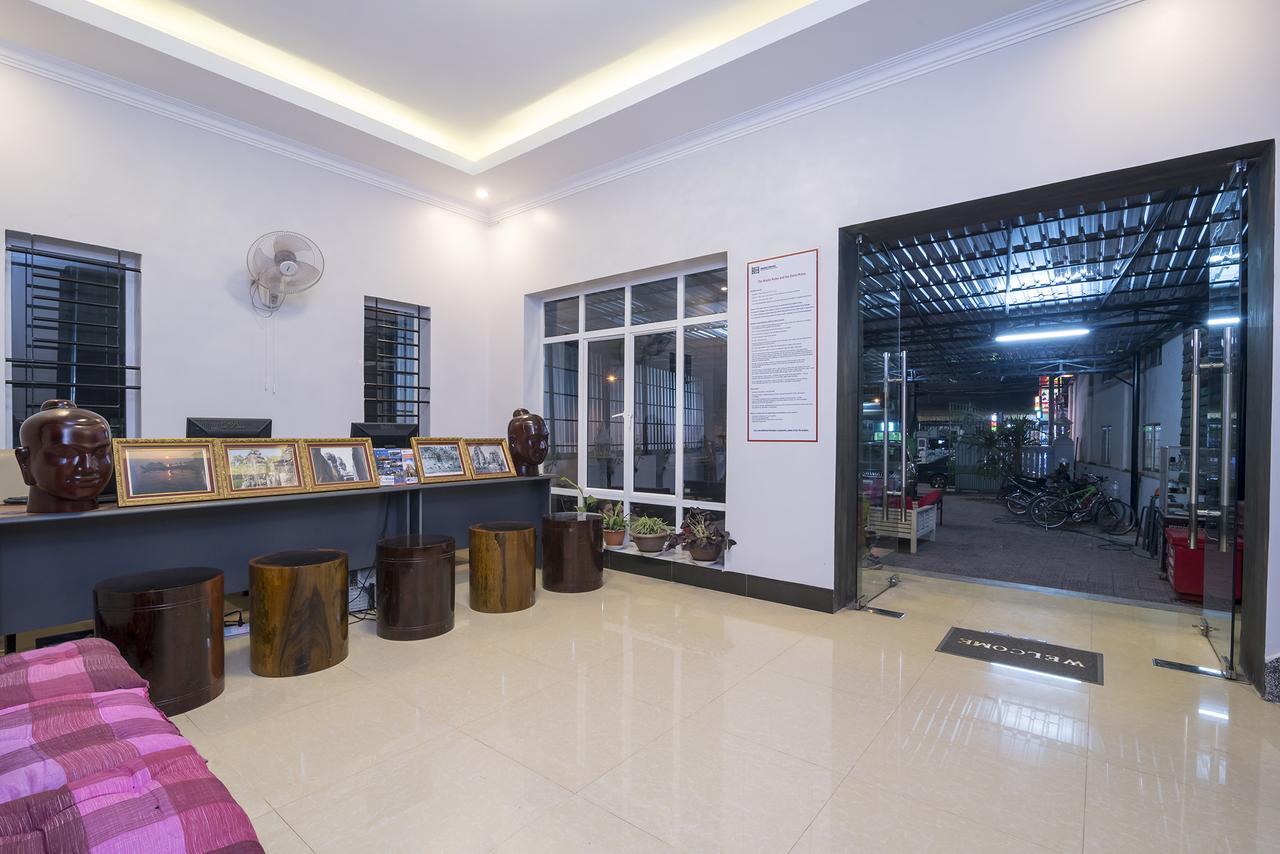 Agogo Hostel *