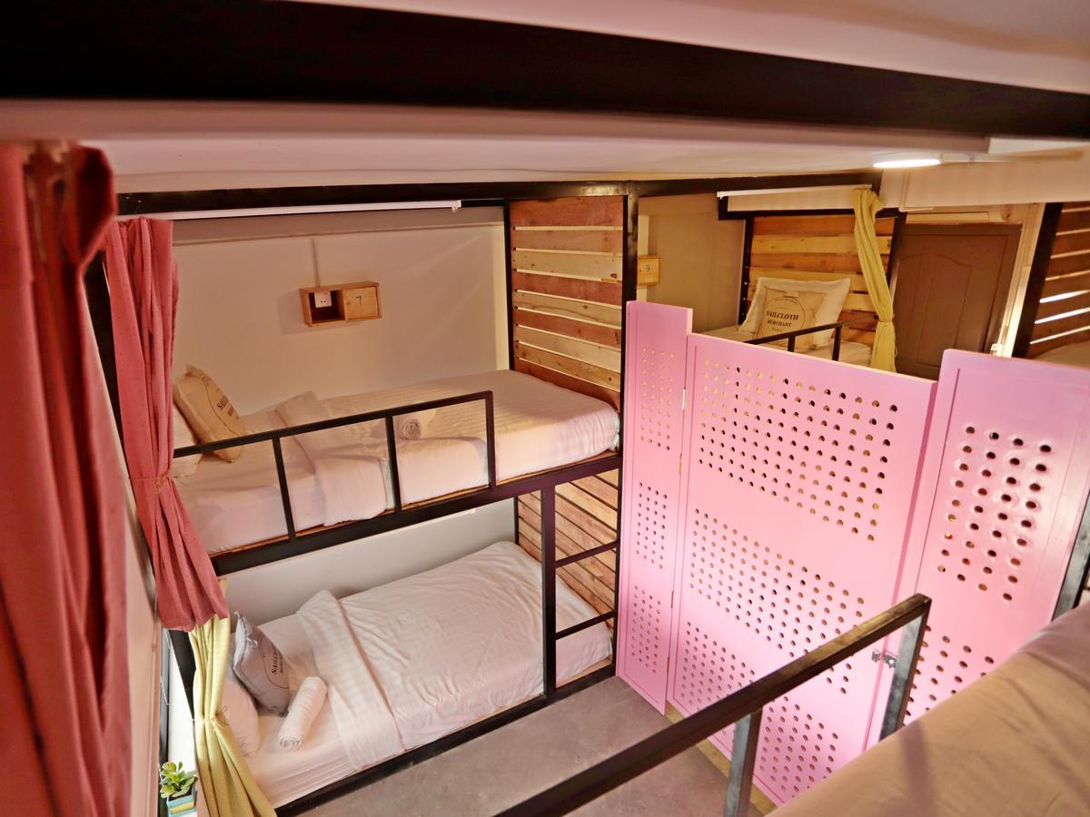 Oops Albergue