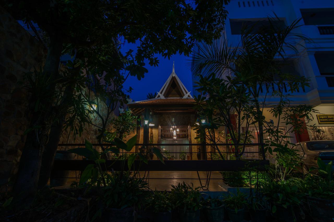 Hotel Mekong Angkor Deluxe Siem Reap