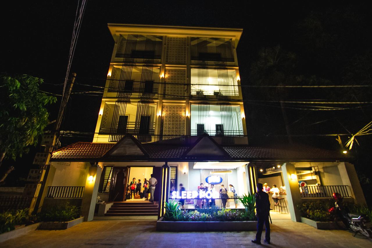 Sleep Pod Hostel *