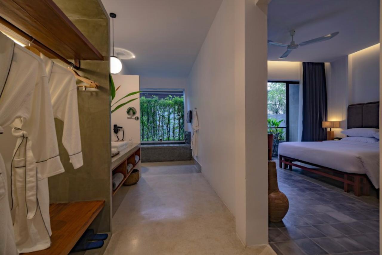 Solitaire Kamreuk Resort Hotel 5*