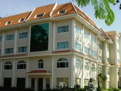 Hotel Angkor Riviera 4*