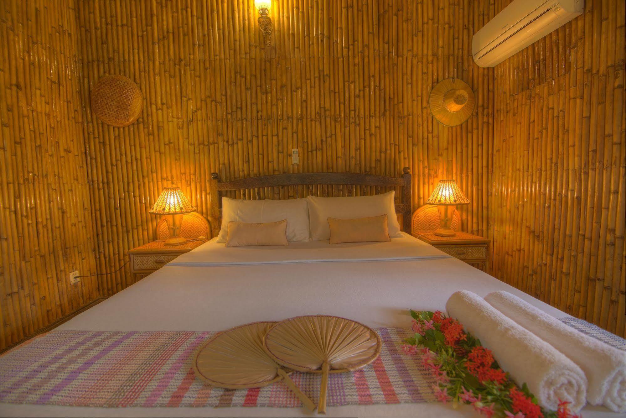 Palm Village & Siem Reap
