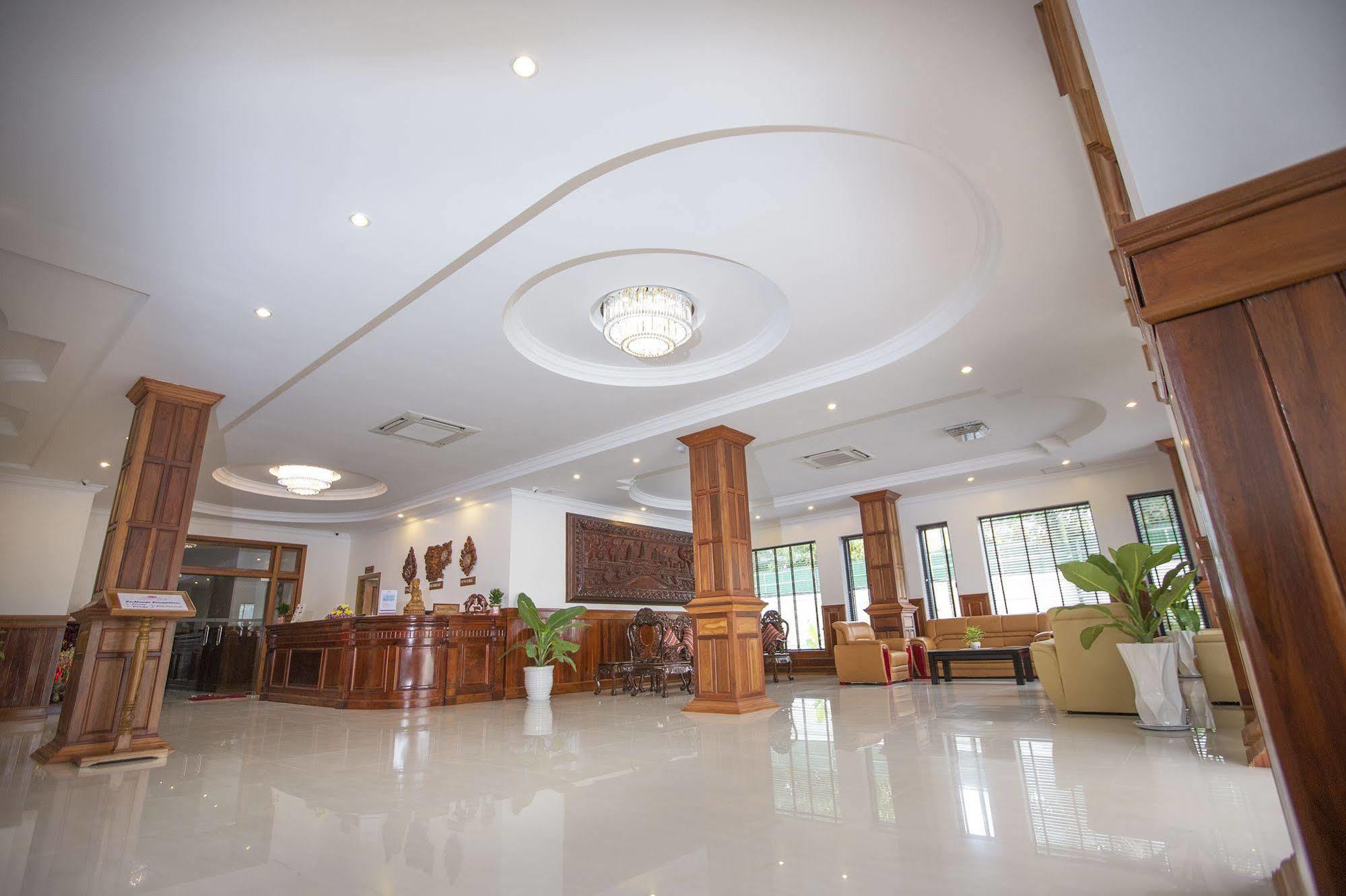 Sokharoth Hotel 4*