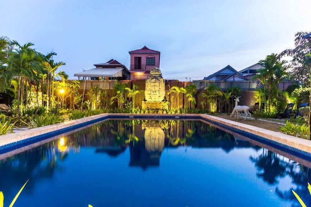 Lotus Siem Reap