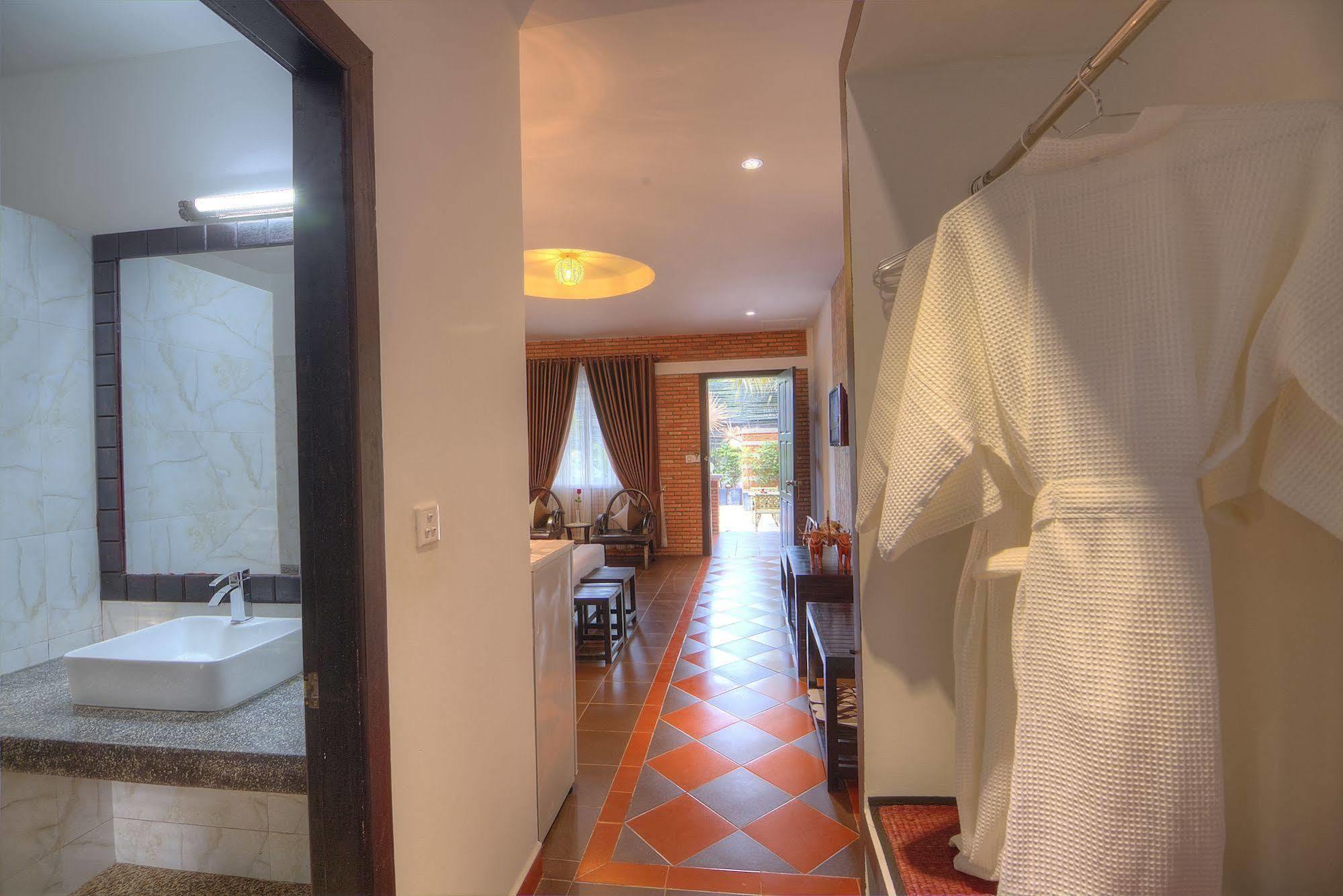 Hotel My Unique Siemreap 4*