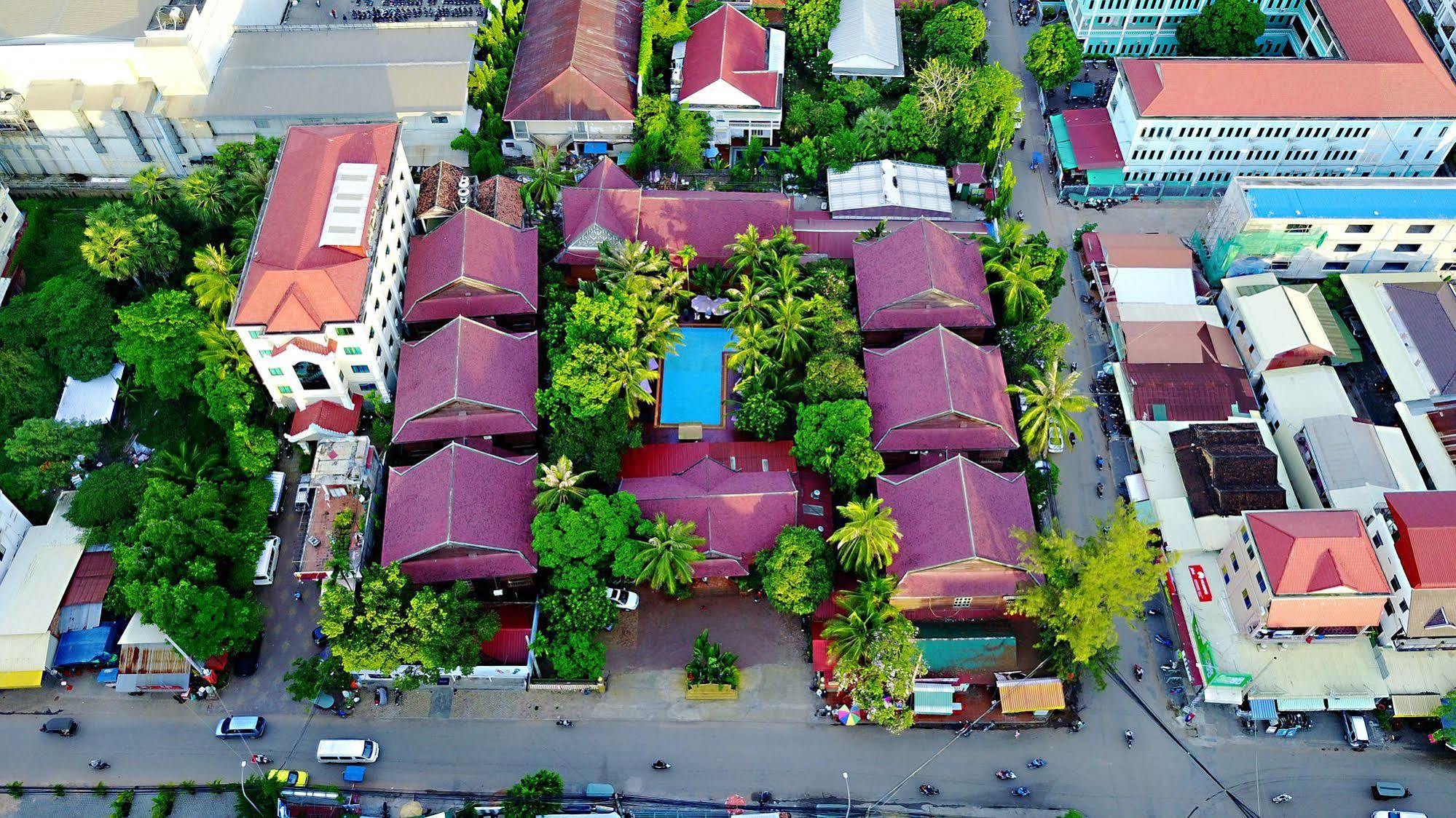 Neak Pean - Wooden House 3* Siem Reap