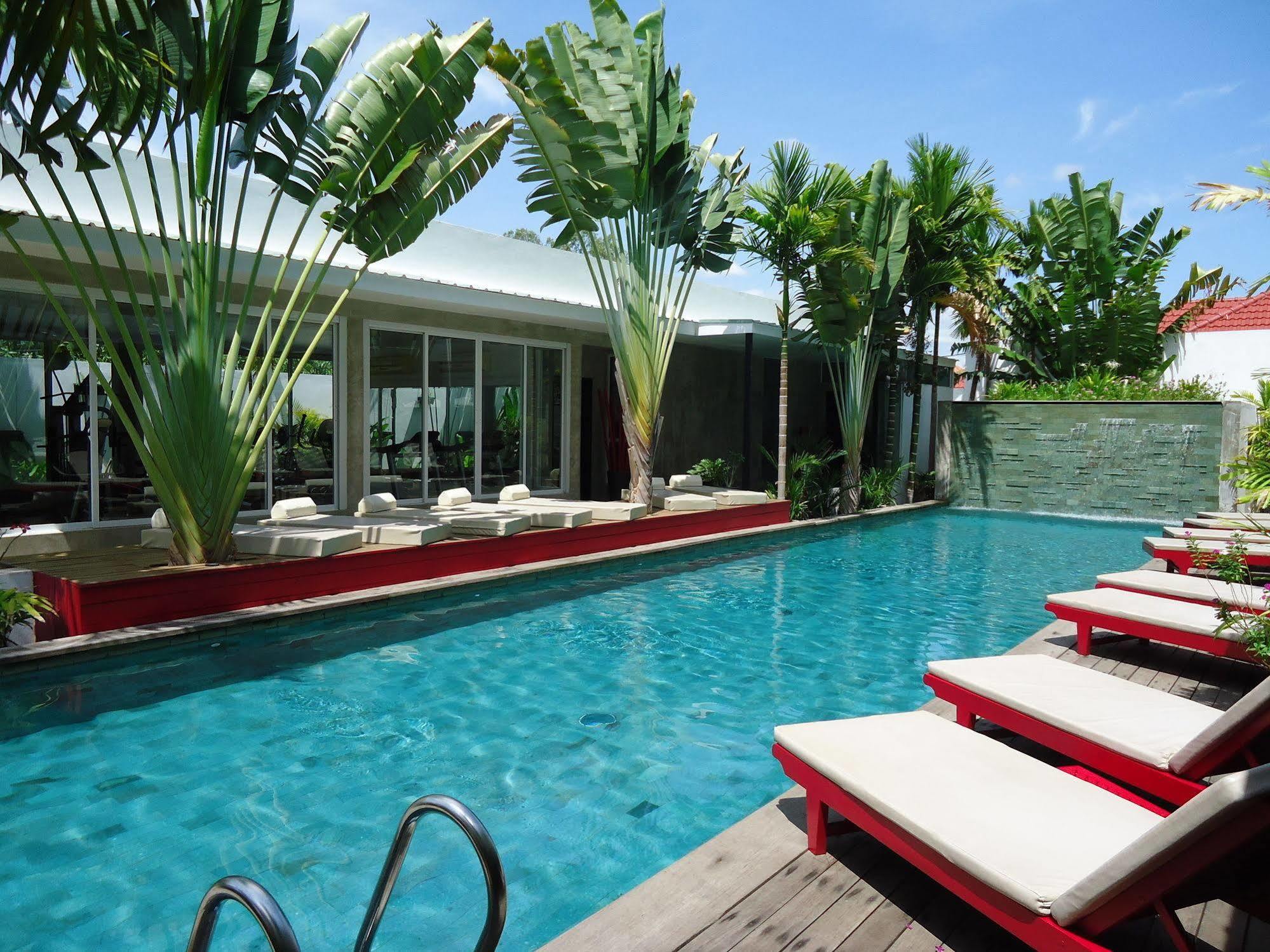 Men's & Siem Reap