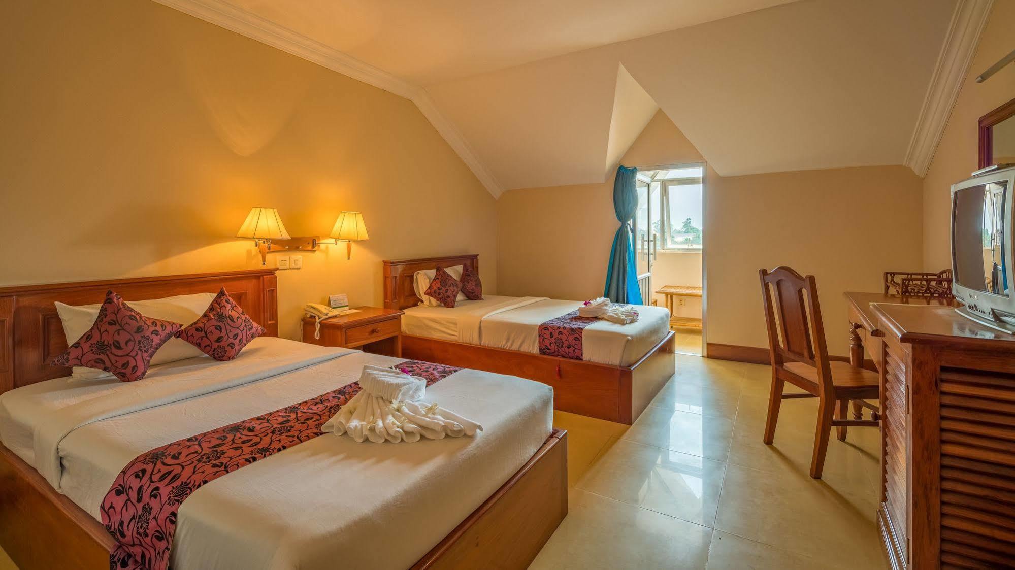 Sun Hotel