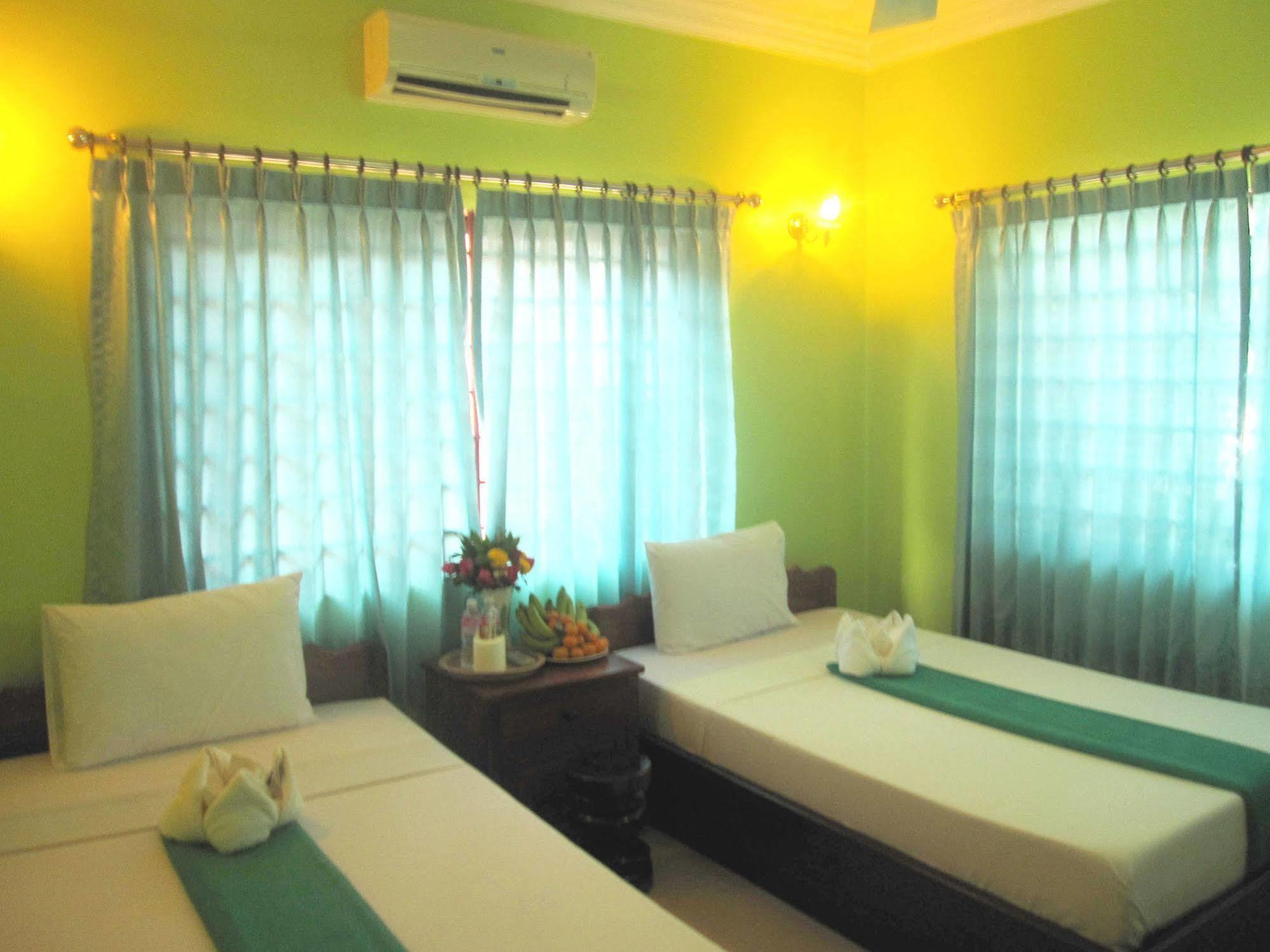 Ta Som & Tour Services 2* Siem Reap