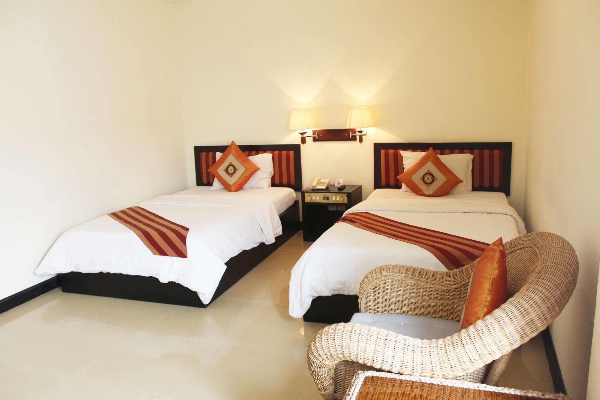 Angkor Riviera 4*
