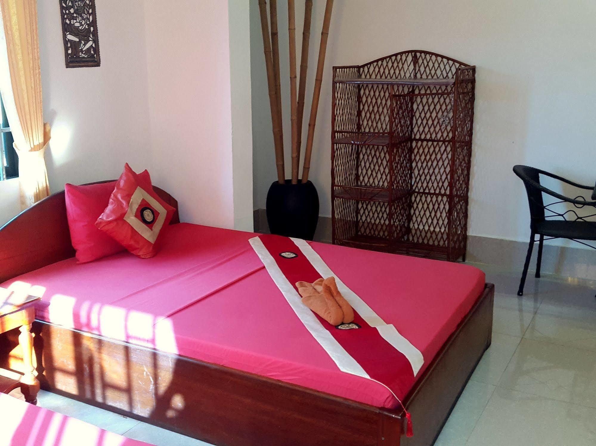 Schein & Restaurant 2* Siem Reap